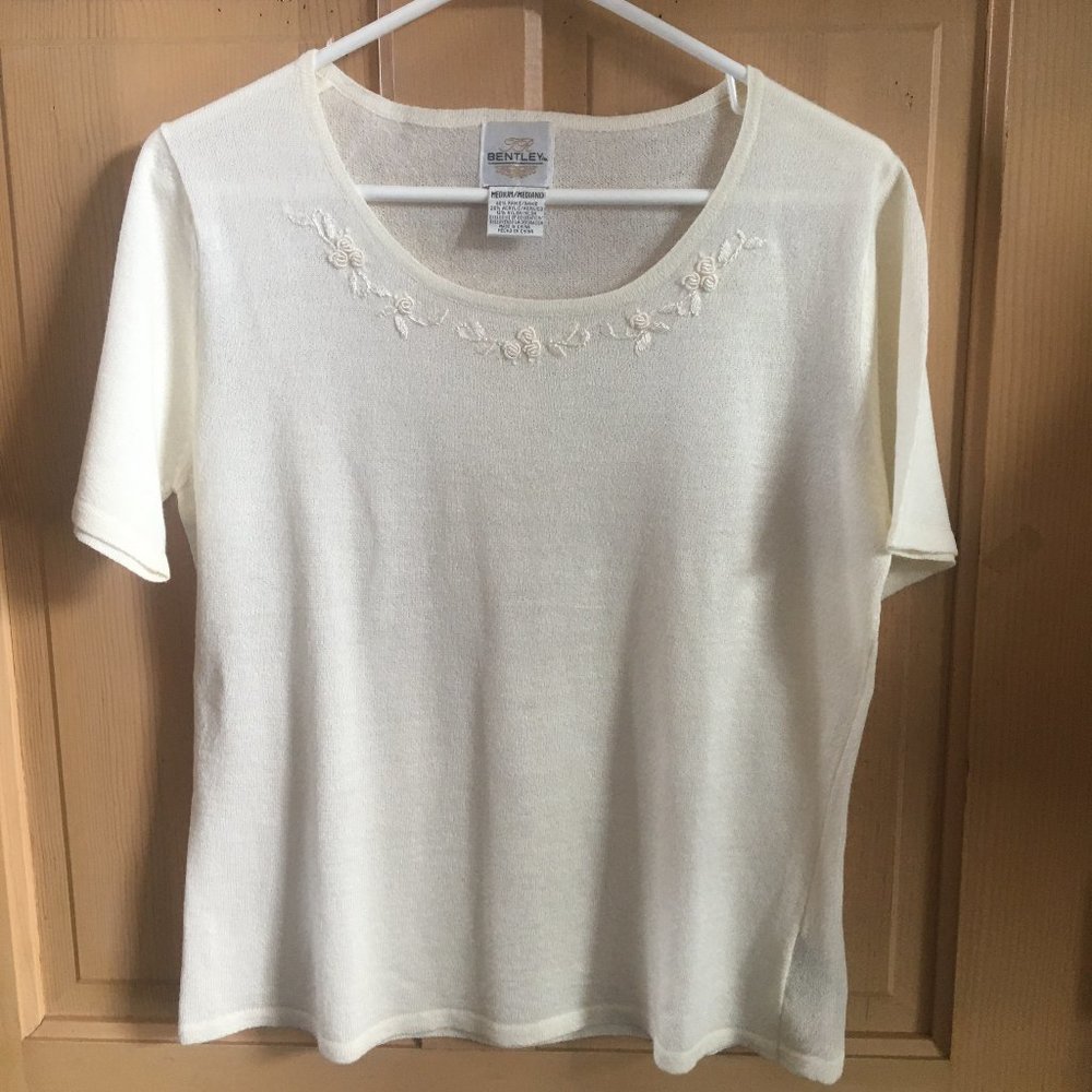 Bentley White/Cream Knit Top with Embroidery - Size M